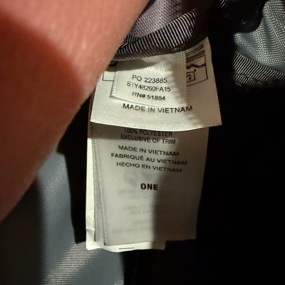 Patagonia Two-Tone Purple 8L Atom Sling Bag - Picture 4 of 8